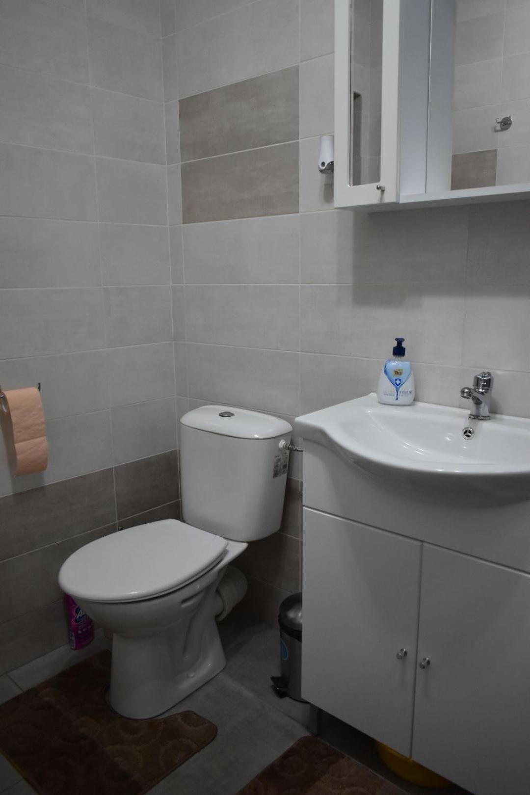 Transilvania Rent Hunedoara Exteriör bild